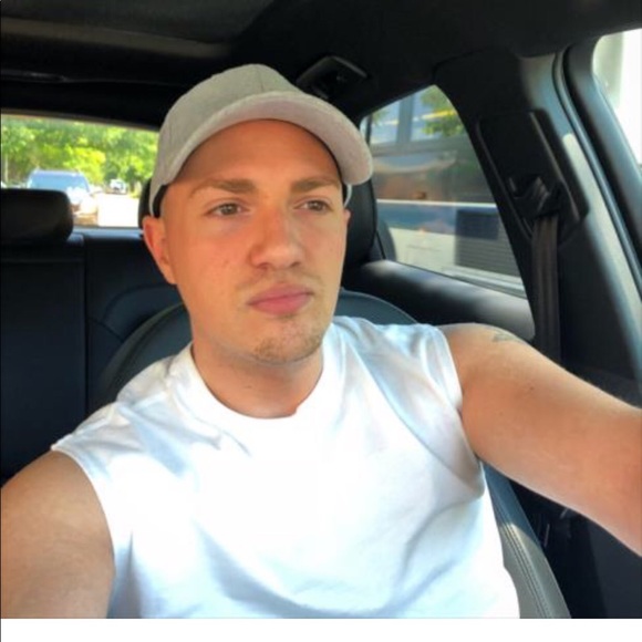 Meet your Posher, Arthur - Picture 1 of 1